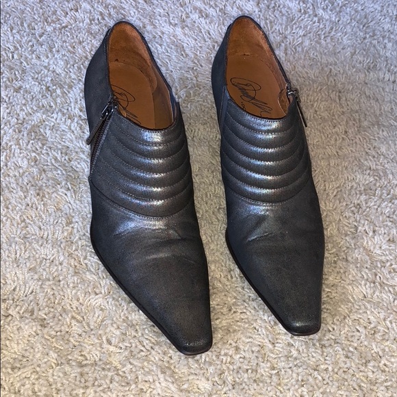 Donald J. Pliner Shoes - Donald J Pliner Monicadmme Heels